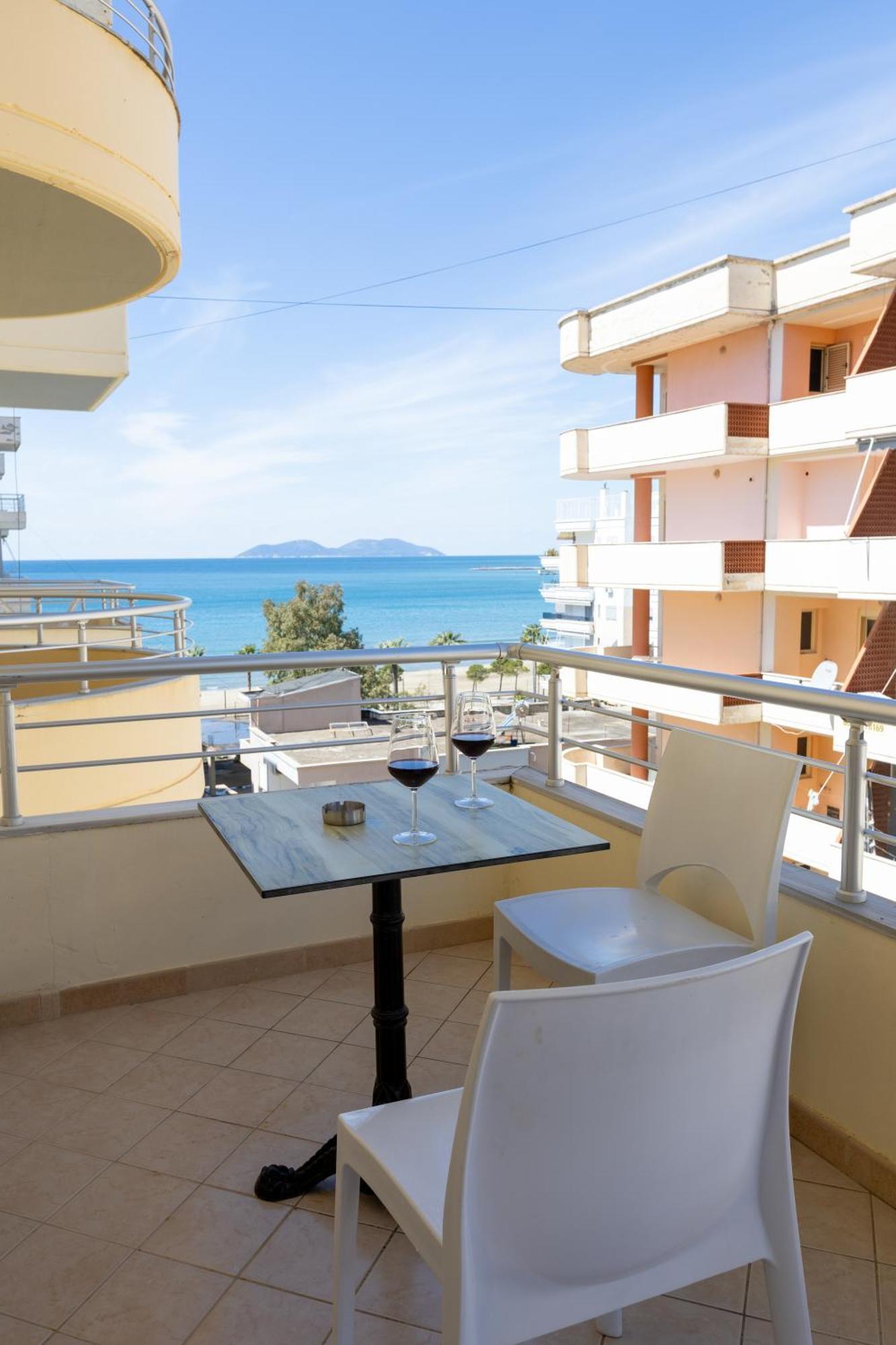 Da Vinci Apartment Avlonya Dış mekan fotoğraf